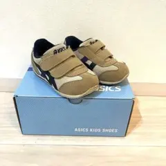 アシックス　スクスク　13.5センチ