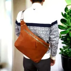 本革 ボディバッグ