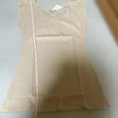 kawaii Okada ベージュ タンクトップ 肩パットインナートップス　M