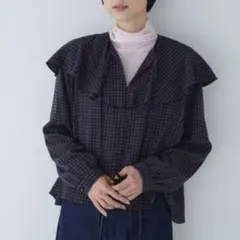 human woman ドットプリント襟付きブラウス