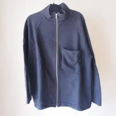 Item thumbnail for item 575b7afd-9ee8-4f7f-bc31-9ea20edc843a