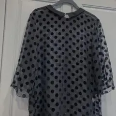 SALE✨gvgv✨黒 ドット柄 シースルー チュニック 五分丈