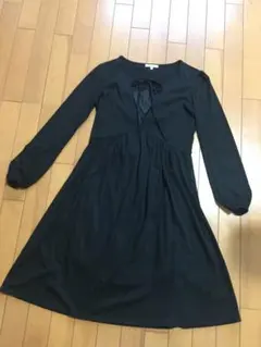 ひざ丈ワンピースのサムネイル