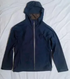 ユニクロ ブロックテックパーカ/3Dカット Sサイズ