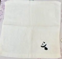 【美品】パンダ刺繍 ★ホワイト★プチタオル