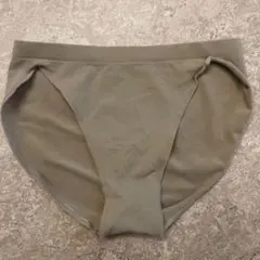 ベージュ ハイウエストパンティー ストレッチ素材