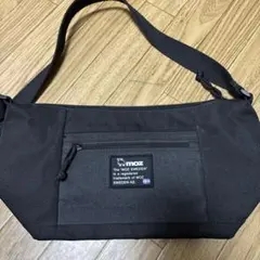 MOZ ブラック ショルダーバッグのサムネイル