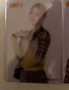 Item thumbnail for item ddd223ba-661c-4554-bbca-f769b0c5eab2