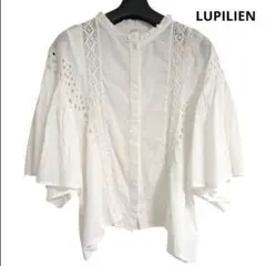 LUPILIEN ラッフルフリルブラウス　ホワイト　ノーカラー　半袖　白シャツのサムネイル