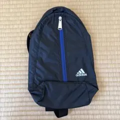 adidas ボディバッグ ブラック ブルー　子供用