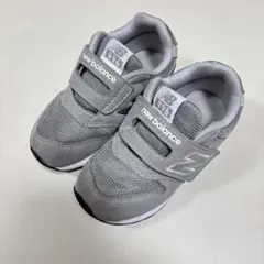 ニューバランス 16.0cm 子供用スニーカー【new balance】