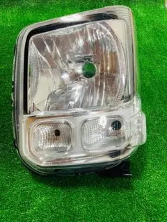 エブリィバン DA17V ヘッドライト 小傷あり/DG17V DR17Vなど スズキ エブリィバン DA17V ヘッドライト 小傷あり DG17V です - メルカリ