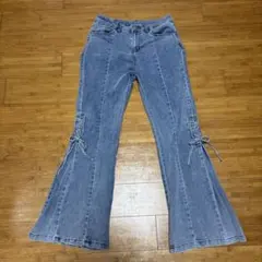 Item thumbnail for item c55241ad-bbdc-4b23-8e7f-e557a9d35049