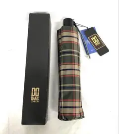 未使用 DAKS 折り畳み傘 ジャンプ傘 チェック タグ付き ダックス 傘のサムネイル