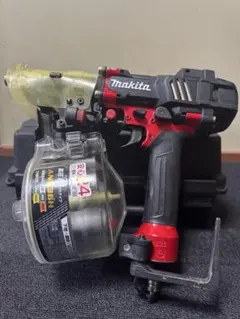 ☆中古品☆makita マキタ 65mm 高圧 エア釘打機 AN633H 赤/レッド エア