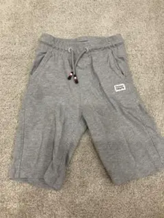 TOMMY HILFIGER グレー ハーフパンツ 104