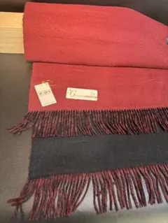 グアナコウール 臙脂色　黒　ストール 共箱入り