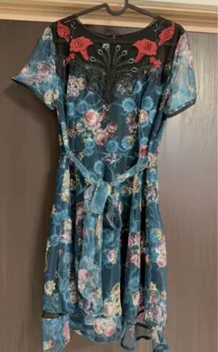 【値下げ】フォーマル　キレイめ　レースワンピース　美品　結婚式　二次会