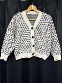 Item thumbnail for item 4a6c8a70-240b-42f7-9f44-5ffd7e264f8a