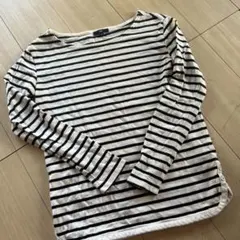 ボートネック 黒