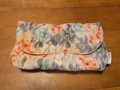 PAUL & JOE 花柄 ポーチのサムネイル