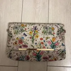 クラッチバッグ　花柄