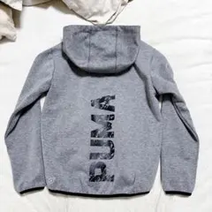 プーマ トップス