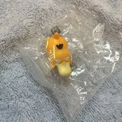 ポケットモンスター　コダック　フィギュア　お菓子