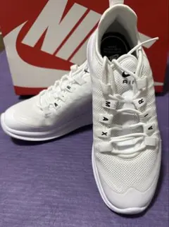 【未使用】レディース　ナイキ　エアマックスアクシス　スニーカー