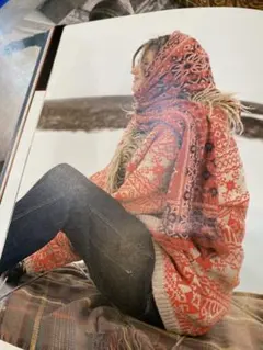 【キャピタル】 縮絨マフラー　ショール　マリア柄 キャピタル】 縮絨マフラー ショール マリア柄 - メルカリ