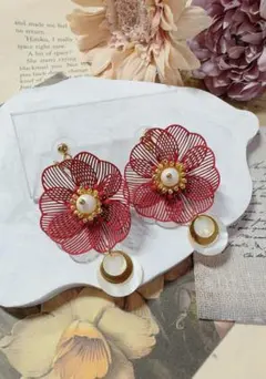 新品 ゾーラ Zoule Tulips ピアス チューリップ 花 レッド - メルカリ