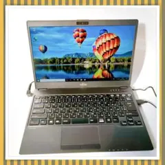 メモリ8GB爆速SSDで快適♪富士通✨軽量薄型✨設定済ですぐ使えるノートパソコンのサムネイル