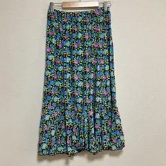 【美品】鮮やか花柄ロングスカート 青 紫 総柄 M 丈73㎝ 裾フリル 春夏