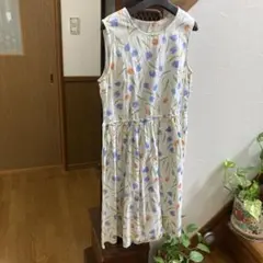 エヘカソポ　花柄ノースリーブワンピースとカーディガンセット