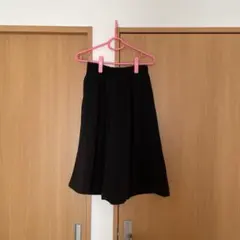 GU ジーユー　ガウチョパンツ　ブラック