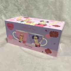 【新品未使用】クレヨンしんちゃん　ペアマグカップ　マカオとジョマ