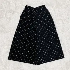 /GU ジーユー　ガウチョパンツ　ドット柄　黒ブラック　Sサイズ　レディース