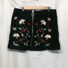 人気 ZARA 花柄刺繍 スカート 黒 XL フラワー