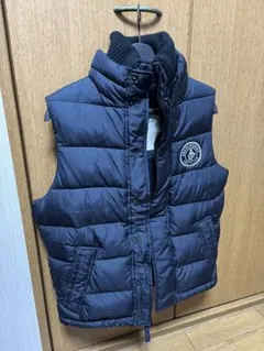 Abercrombie & Fitch ネイビーダウンベスト S