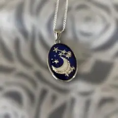 ハンドメイド レジン ネックレス 月と星モチーフ