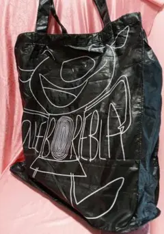 アルベロベロ 刺繍、ビーズアート 黒 ハンドバッグ アルベロベロ 刺繍、ビーズアート 黒 ハンドバッグ - メルカリ