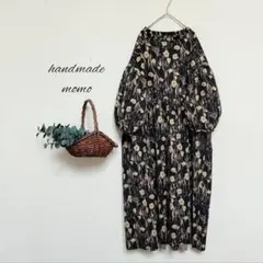 handmadeフリルの花柄ワンピースfreeコットンビエラ黒