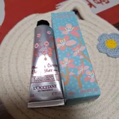 L'OCCITANE チェリーブロッサム ハンドクリーム 30ml