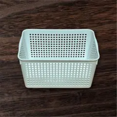 プラスチック製収納バスケット
