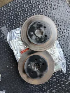 日立AstemoブレーキローターT6-145BP 左右セットプリウスzvw305 - メルカリ