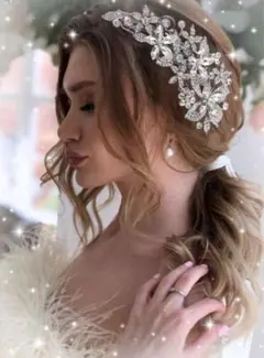 ☆新品☆ ヘッドドレス　ラインストーン　結婚式　パーティ　ヘアアクセサリー
