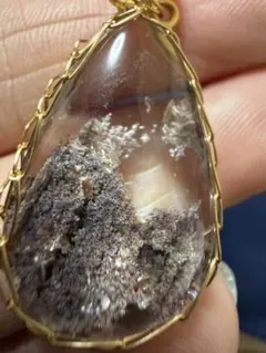 ガーデンクォーツのワイヤー含みペンダントトップ