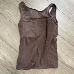 earth music&ecology タンクトップ ブラウン M