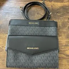 MICHEAL KORS CHARLOTTE 3 IN 1 ポーチのサムネイル