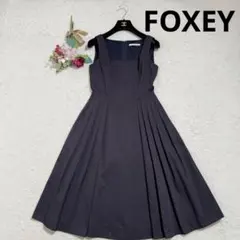 美品　フォクシー ニューヨーク　フレア　ワンピース　プリーツ　Aライン　紺